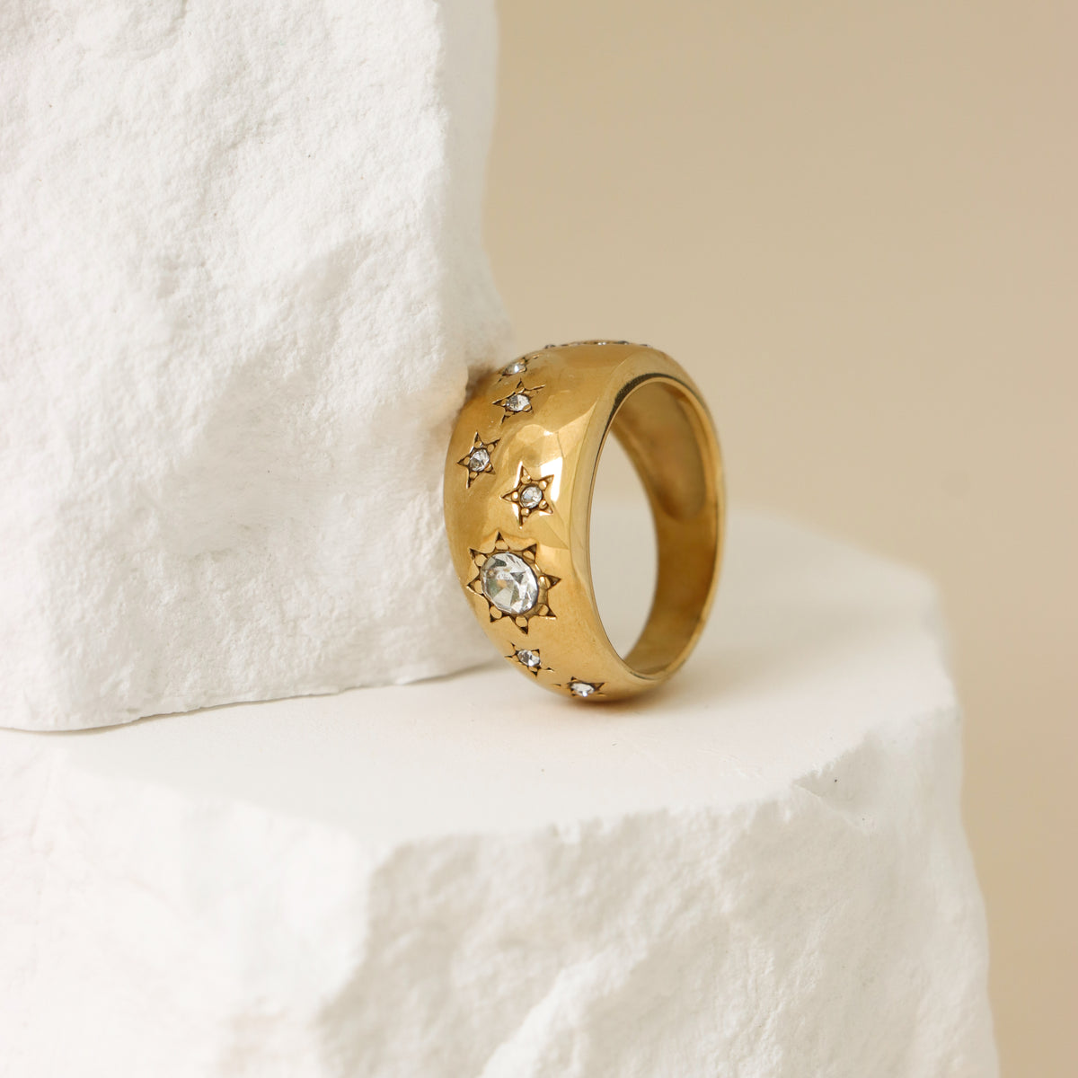 Ring •Linora•